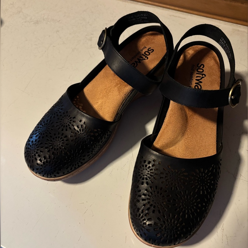 SoftWalk Mabelle Black Leather Perforated Sandals